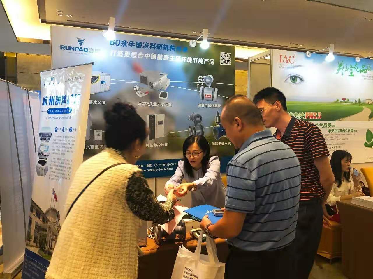 1573781229613590CB4F.jpg b173a5a9881b4f8888f98197c4045e2.jpg