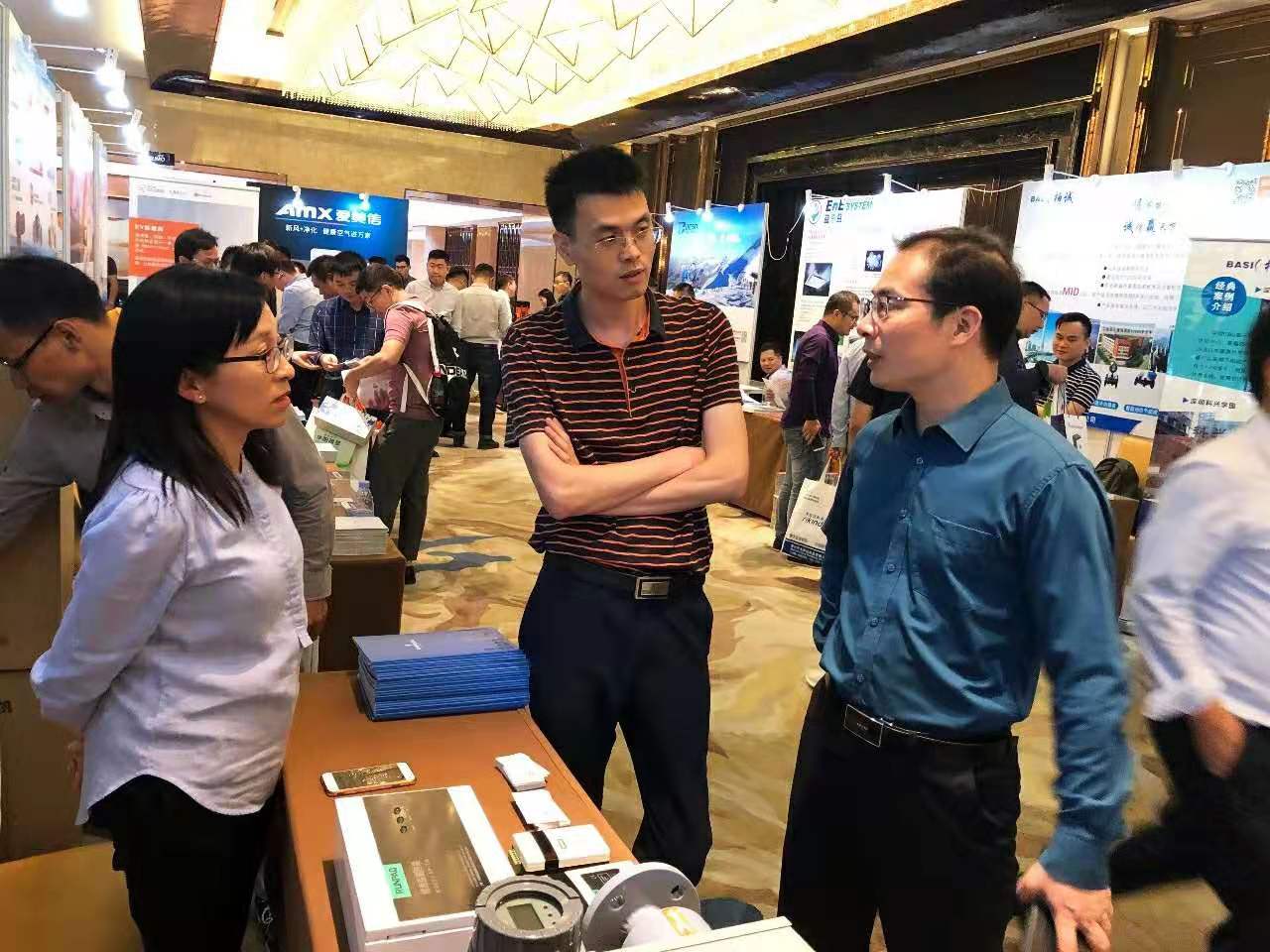 15737813231170503B52.jpg d614be2189db8af547648907afdcc6a.jpg