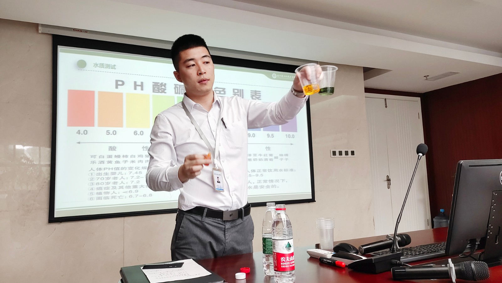 15949734811303305CB4.jpg bff2076f6b1c4a80cfda84b78f38336.jpg