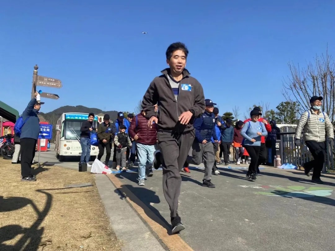 160974605059280584DD.jpg 640.webp (9).jpg