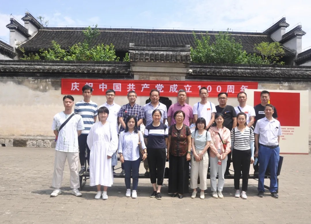 1628561000104816C3ED.jpg 640.webp (5).jpg