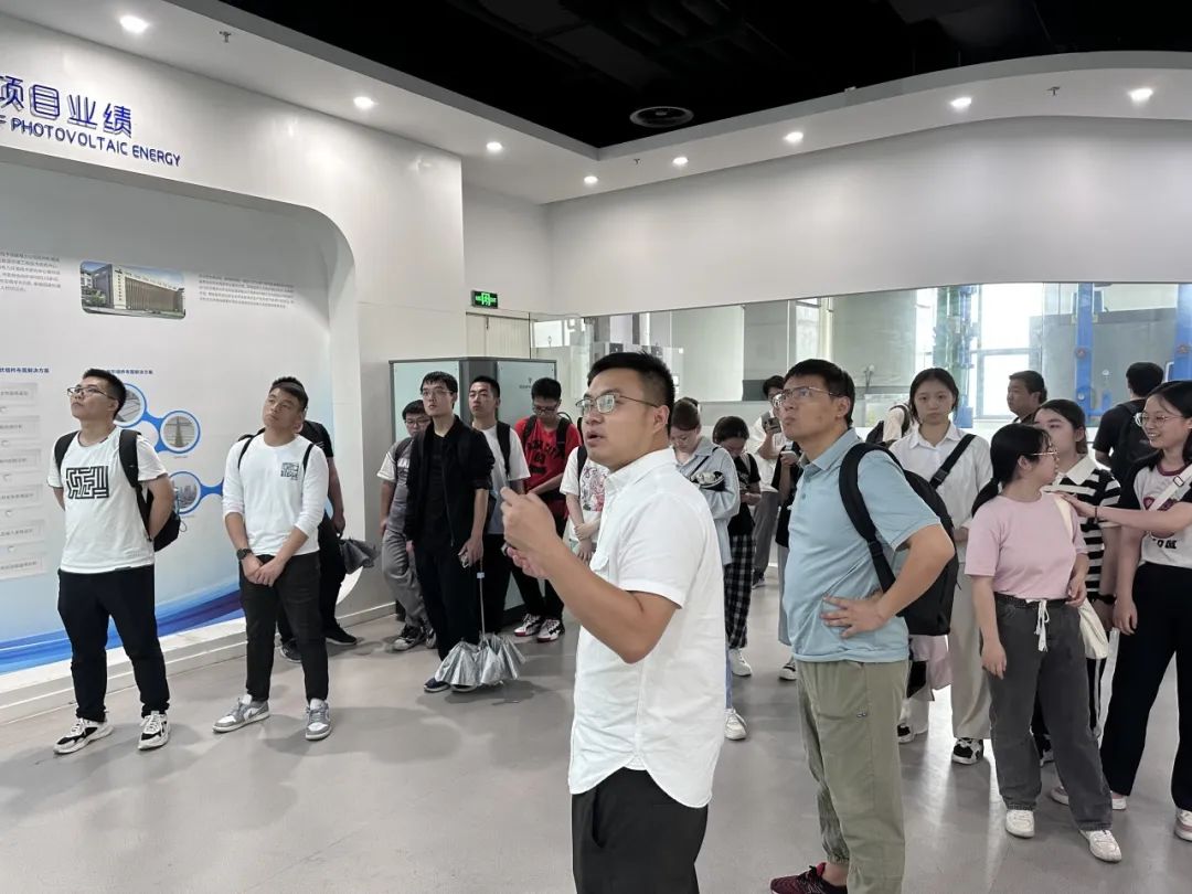 1693532768174795AA10.jpg 640.jpg