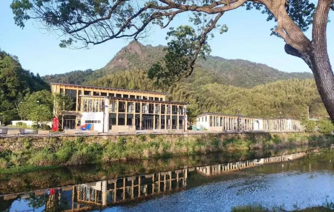 17044199631332301B6A.jpg 640 (16).jpg