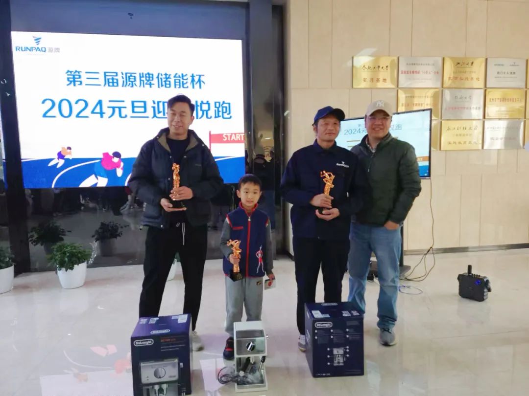 17044206271336093E9E.jpg 640 (13).jpg