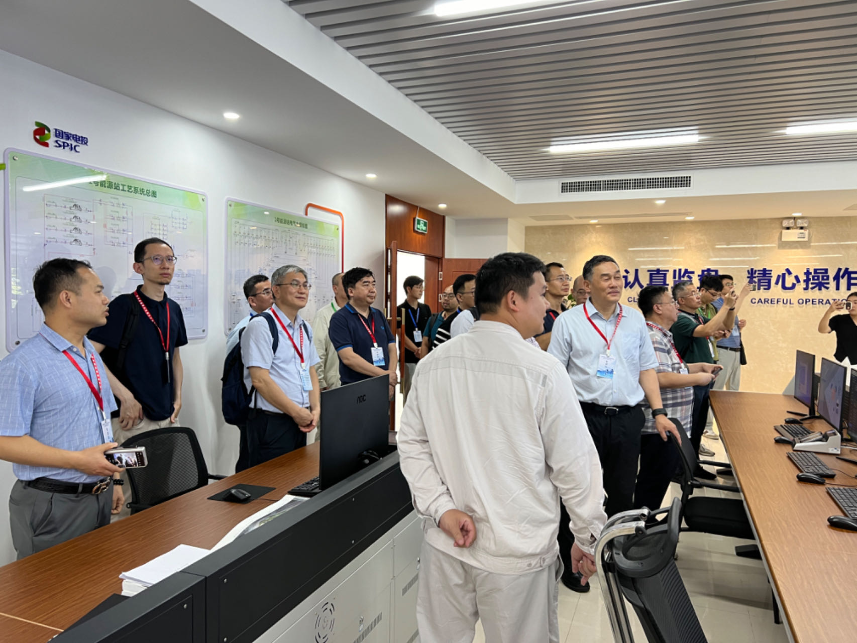 17235358354331142EB5.jpg 17235358354331142EB5.jpg