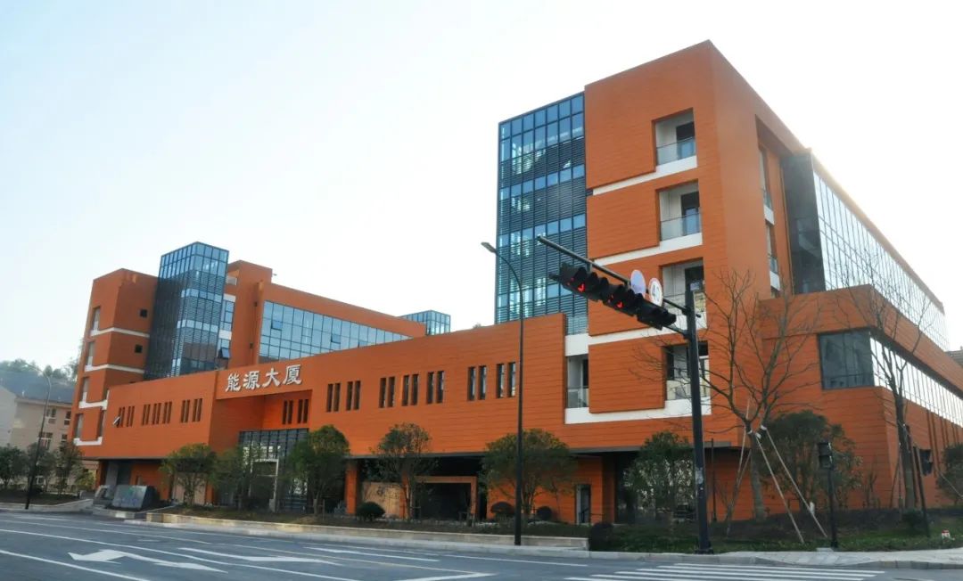 17413148611272791CED.jpg 10003.jpg