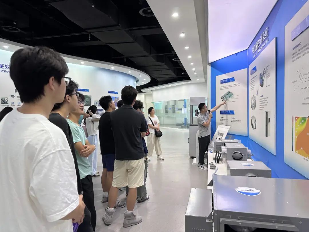 1751939839122369pFBB.jpg 10003.jpg