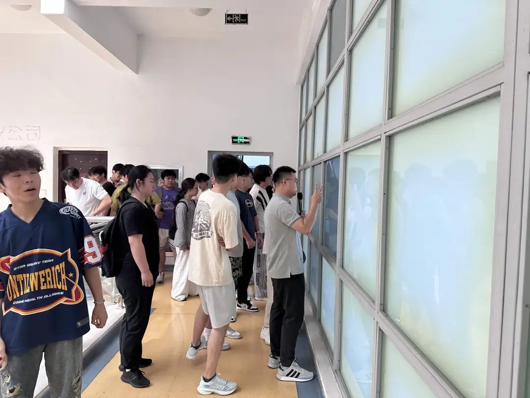 17519398514847533FC1.jpg 10004.jpg